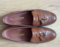 Russell and Bromley Ltd 743038 Image 0
